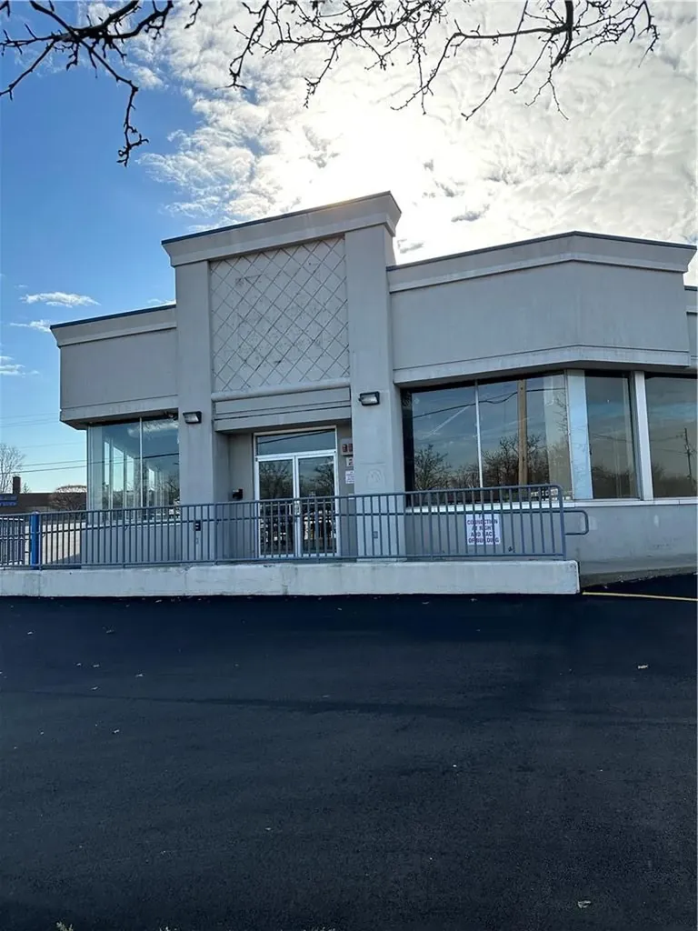 123 E Route 59 Nanuet NY 10954
