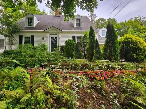 11 Edgepark Road White Plains NY 10603