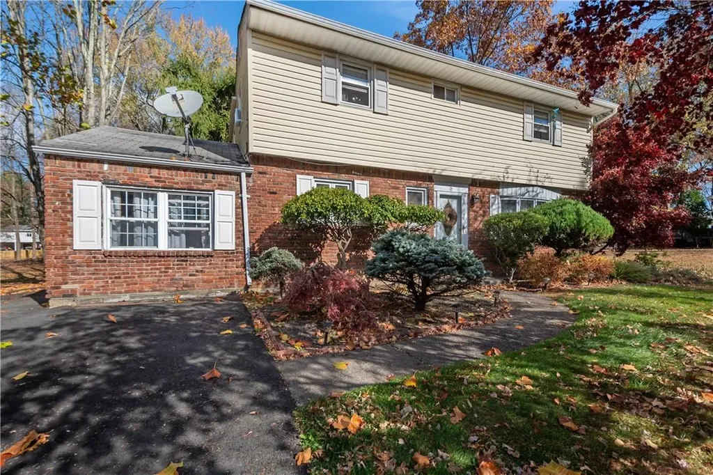 5 Greenridge Way Spring Valley NY 10977