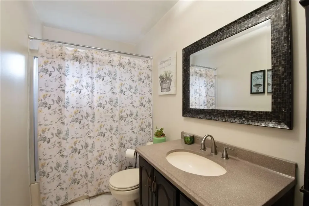 5 Greenridge Way Spring Valley NY 10977
