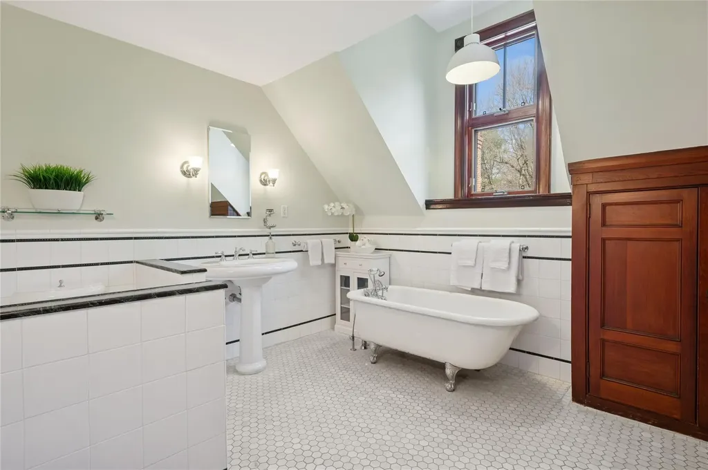 130 Washington Avenue Dobbs Ferry NY 10522