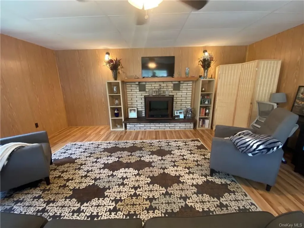 11 Samyn Road Barryville NY 12719