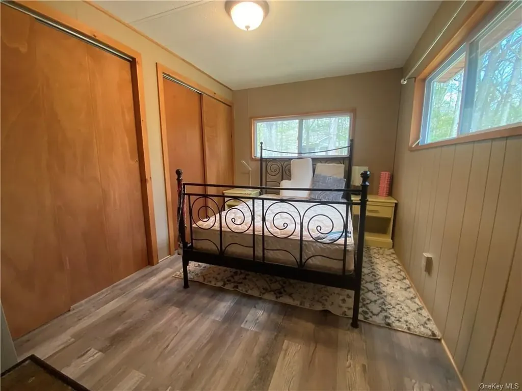 11 Samyn Road Barryville NY 12719