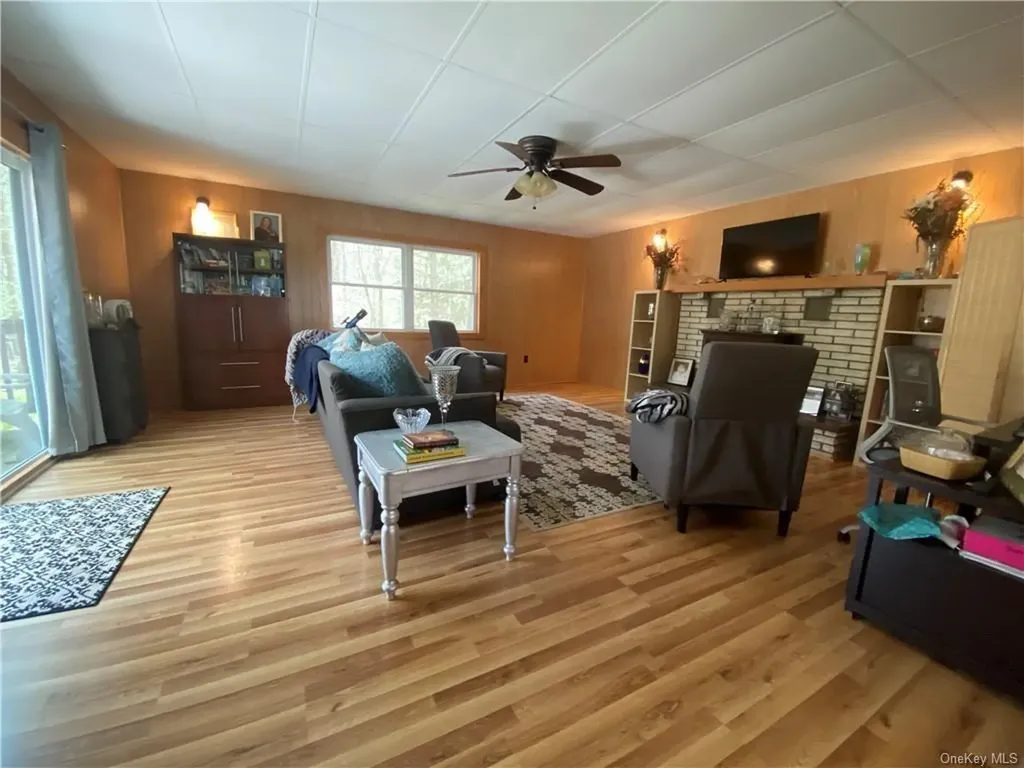11 Samyn Road Barryville NY 12719