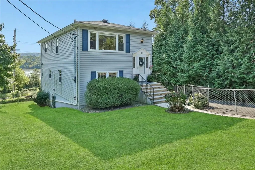 93 S Harrison Avenue Congers NY 10920