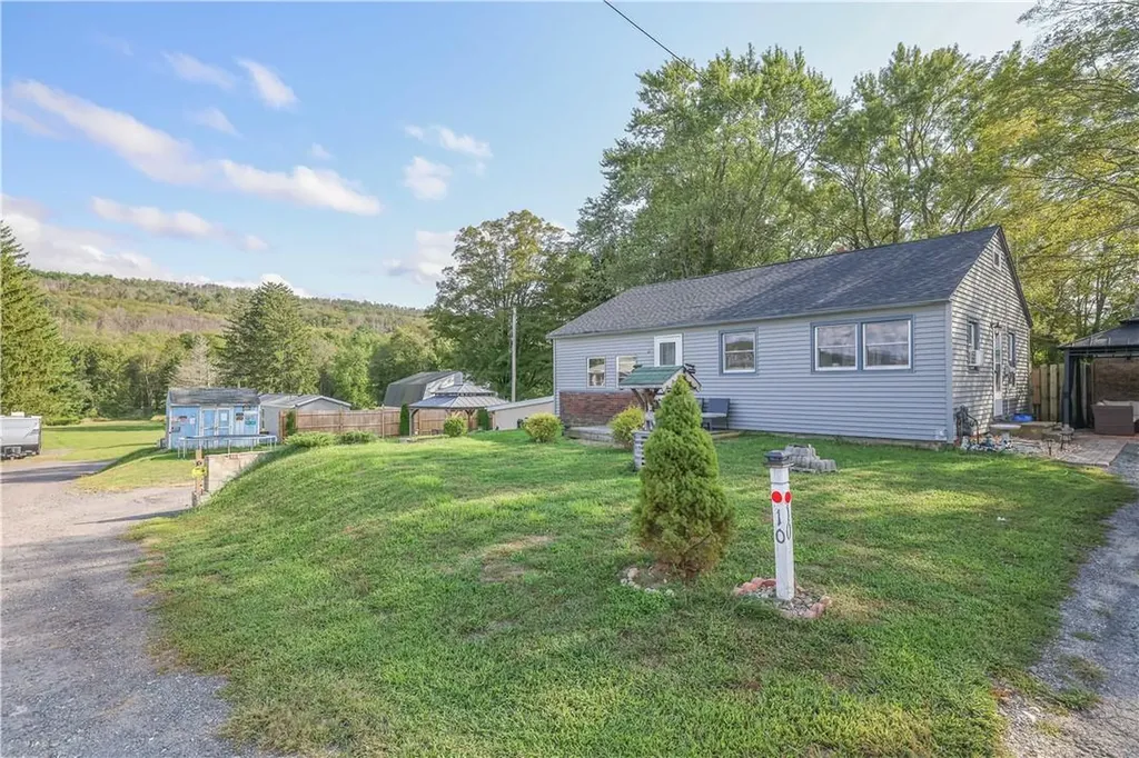 10 Delellas Lane Port Jervis NY 12771