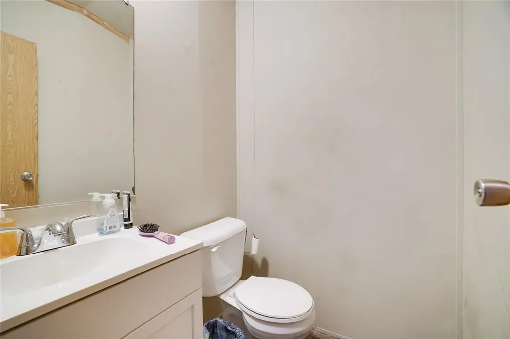 10 Delellas Lane Port Jervis NY 12771