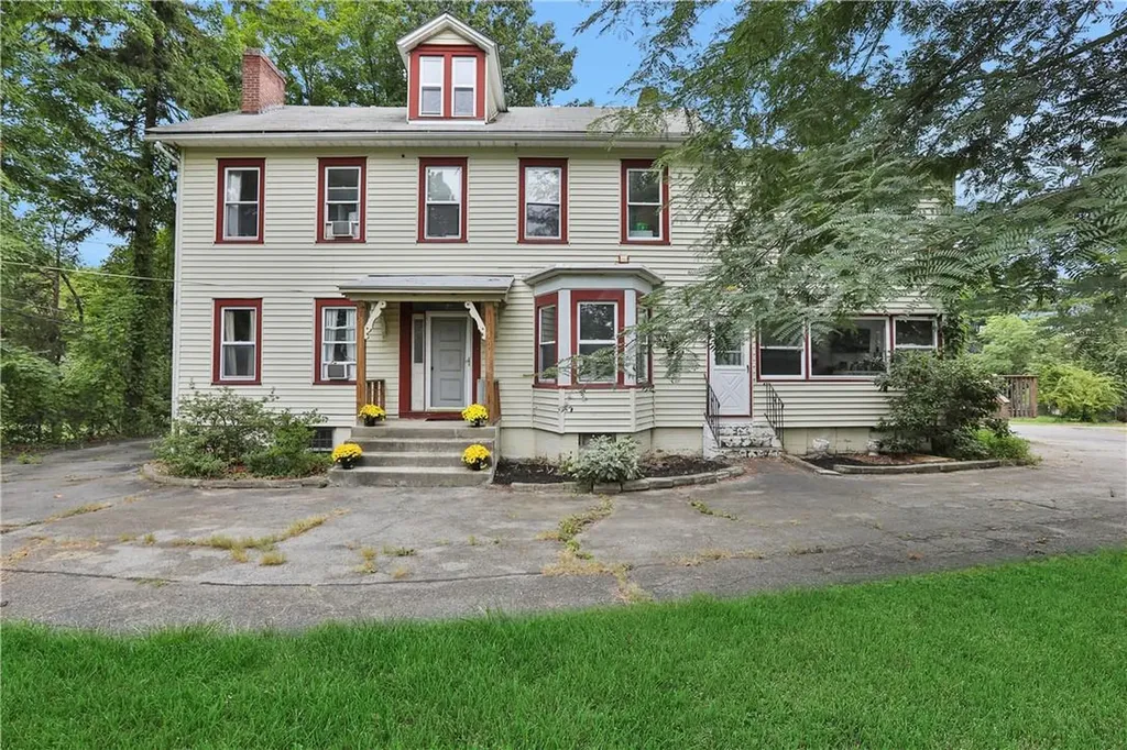 62 Cricchio Drive Marlboro NY 12542