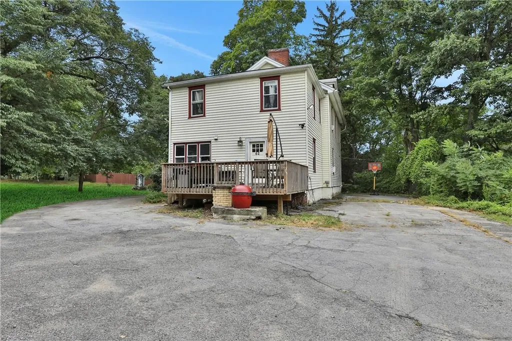 62 Cricchio Drive Marlboro NY 12542