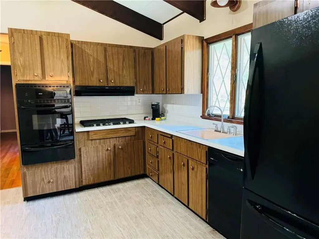 12 Starhaven Avenue Middletown NY 10940