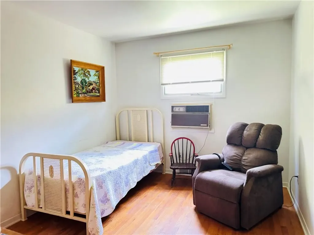 12 Starhaven Avenue Middletown NY 10940