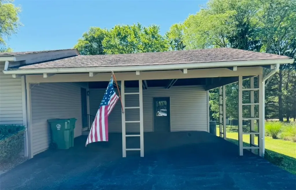 12 Starhaven Avenue Middletown NY 10940
