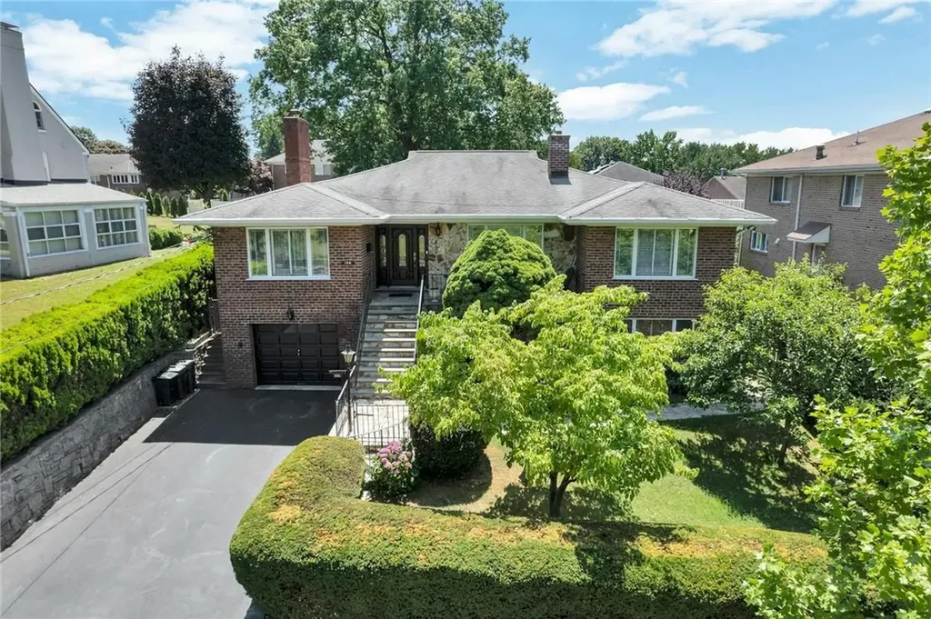 156 Valentine Street Yonkers NY 10704