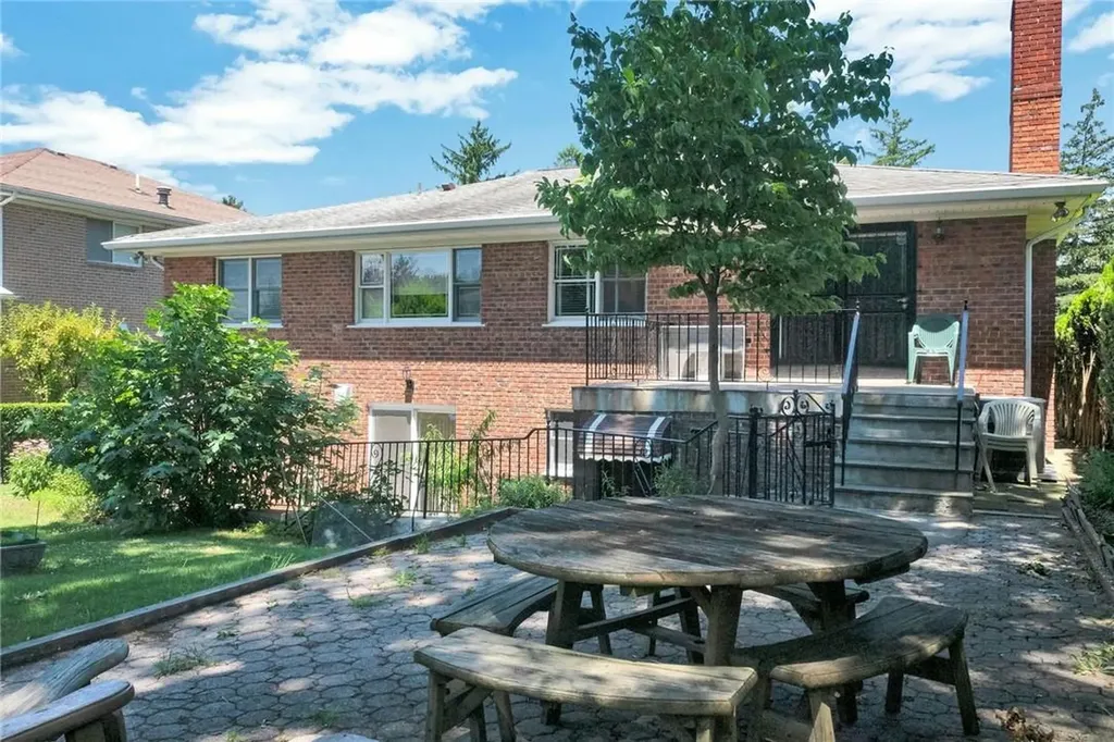 156 Valentine Street Yonkers NY 10704