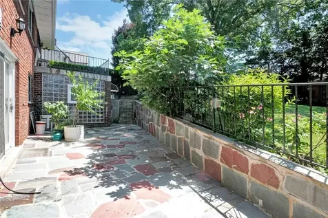 156 Valentine Street Yonkers NY 10704