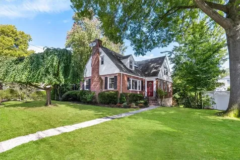 221 Wagner Avenue Mamaroneck NY 10543
