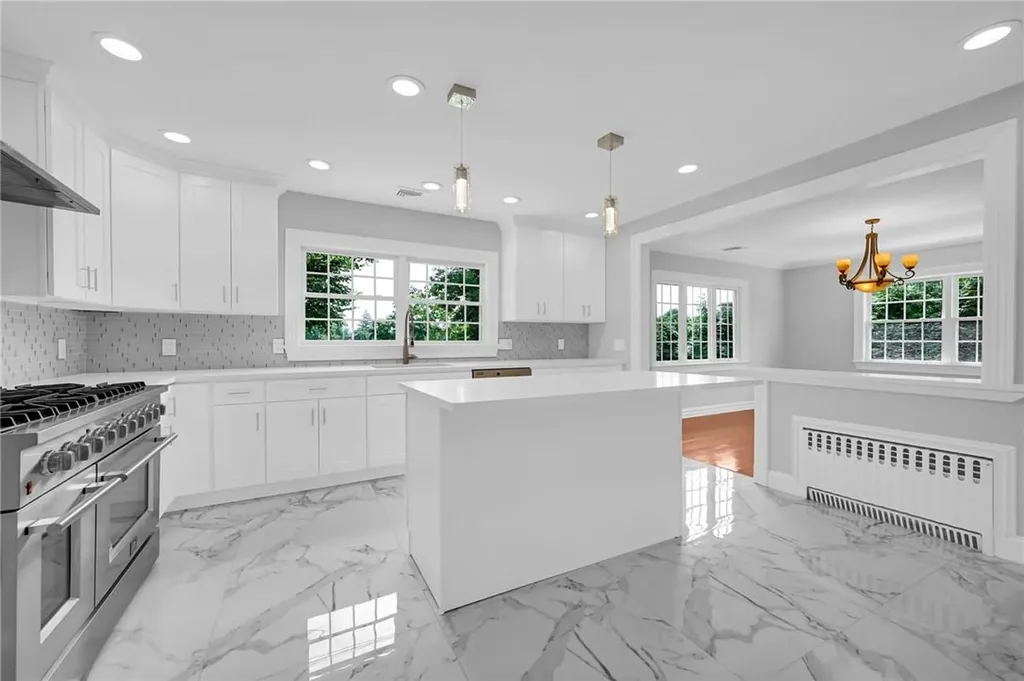 365 New Rochelle Road Bronxville NY 10708