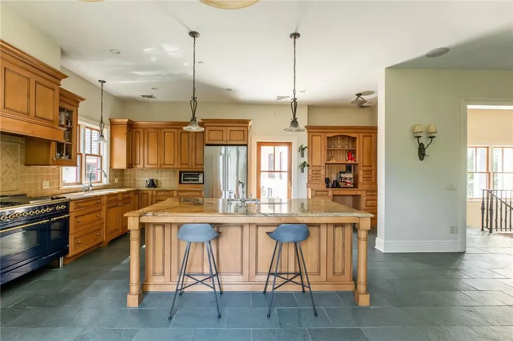 17 Upland Drive Garrison NY 10524