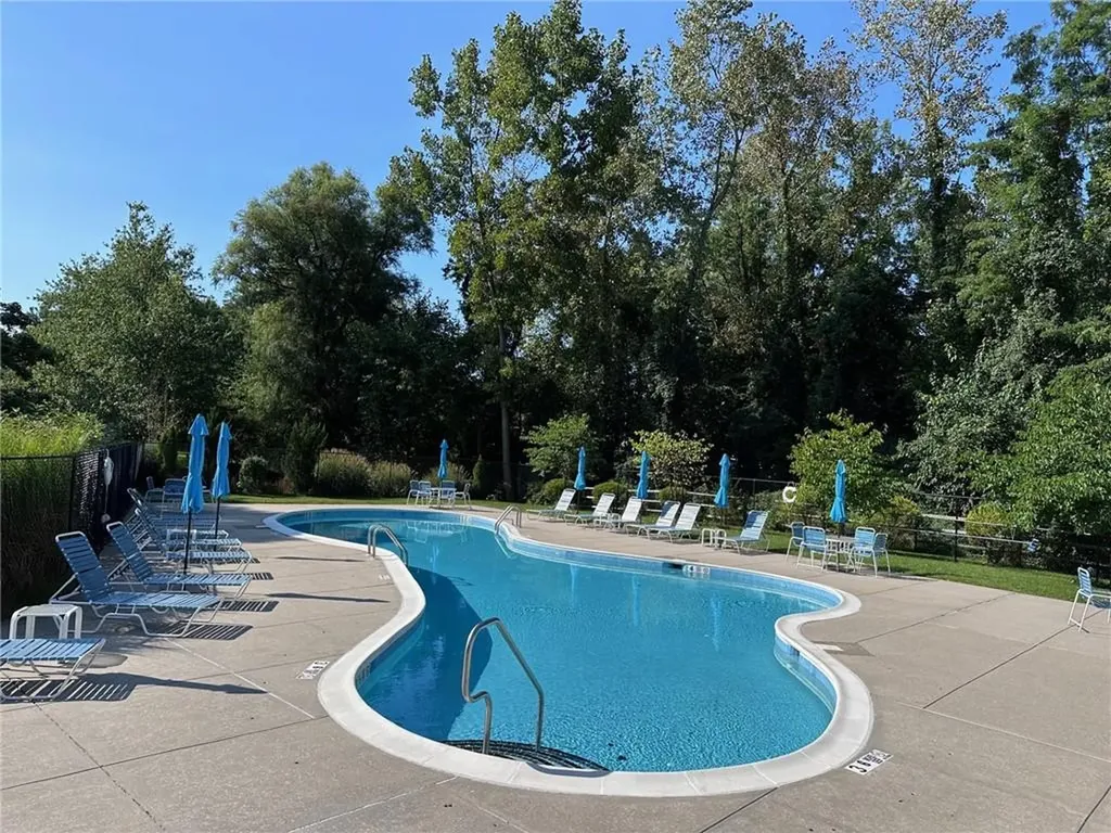 61 Club Pointe Drive White Plains NY 10605