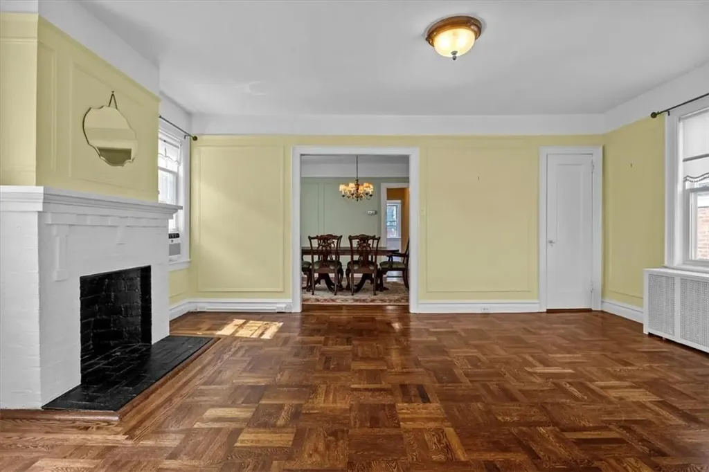 6141 Delafield Avenue Bronx NY 10471