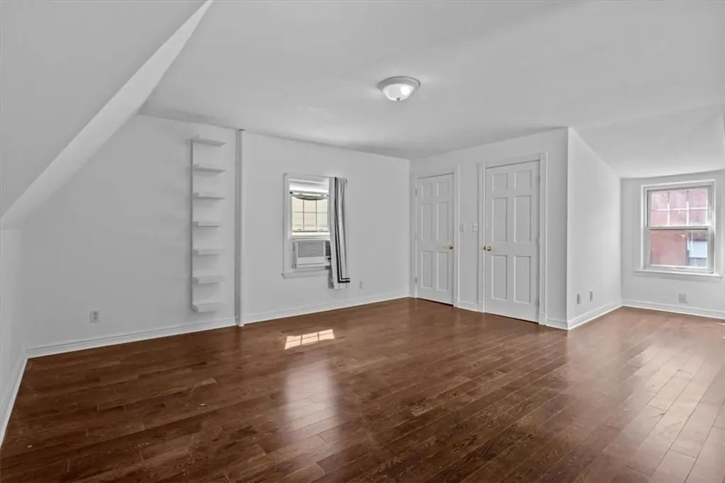 6141 Delafield Avenue Bronx NY 10471