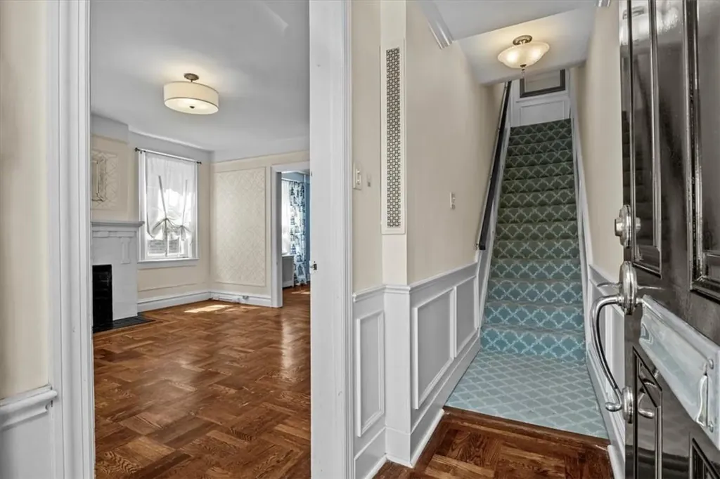 6141 Delafield Avenue Bronx NY 10471
