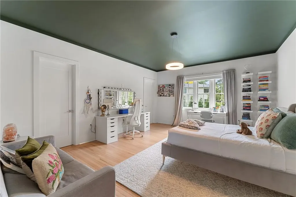 35 Birchall Drive Scarsdale NY 10583