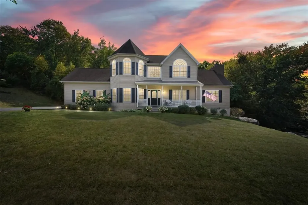 11 Autumn Ridge Way Newburgh NY 12550