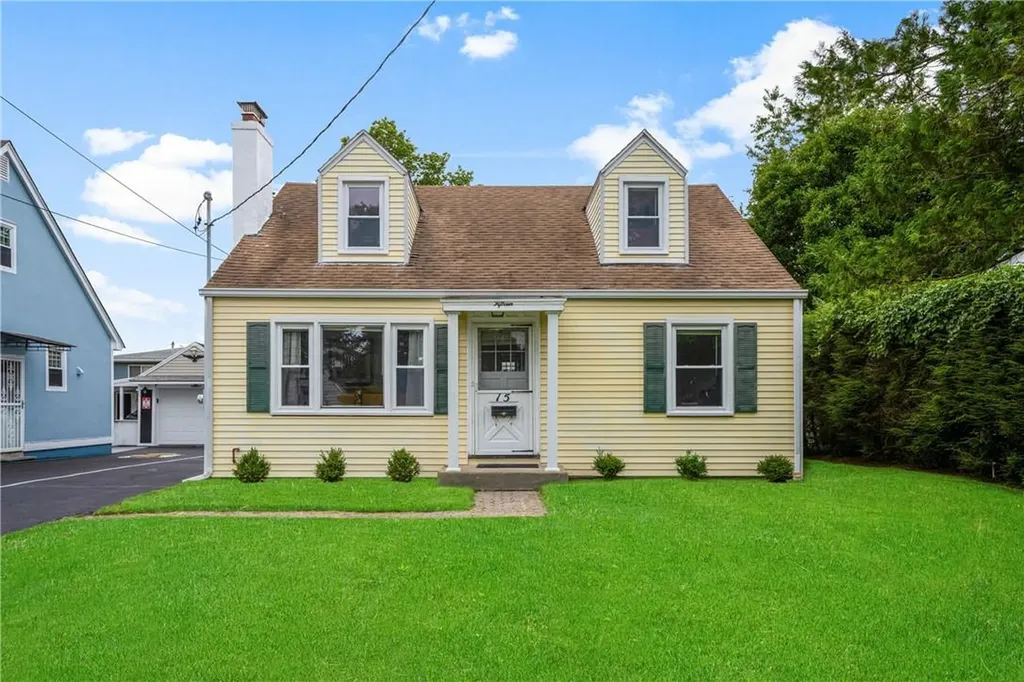 15 Shelley Avenue Valhalla NY 10595