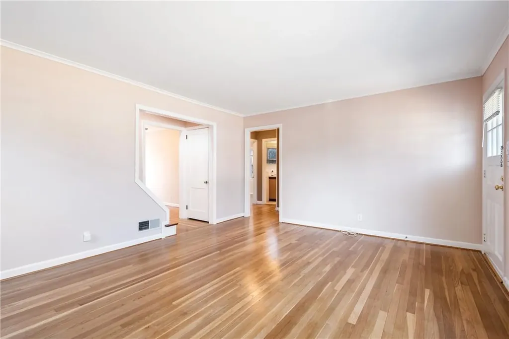 15 Shelley Avenue Valhalla NY 10595