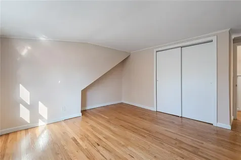 15 Shelley Avenue Valhalla NY 10595