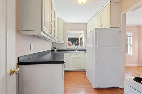 15 Shelley Avenue Valhalla NY 10595
