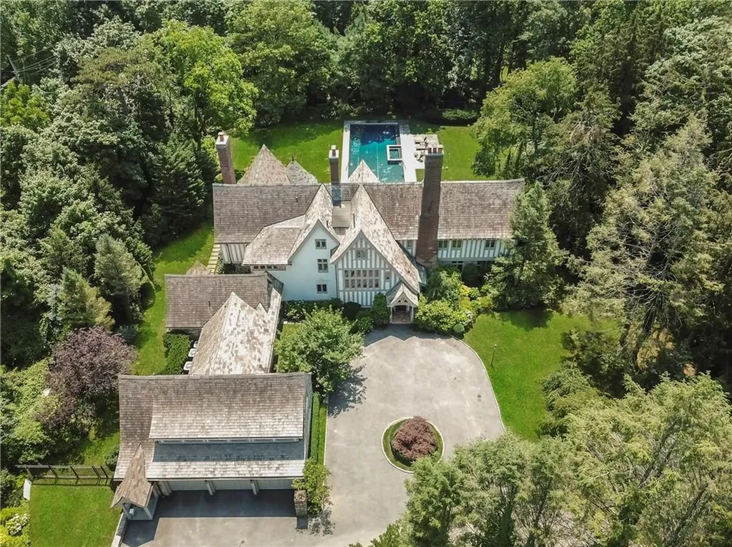 85 Birchall Drive Scarsdale NY 10583
