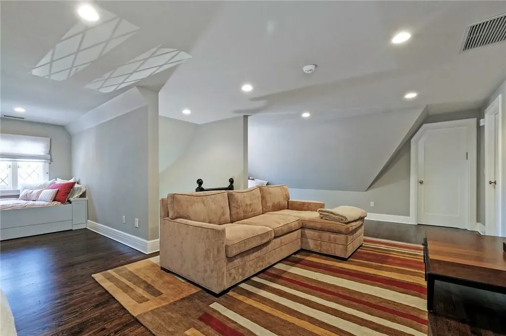 85 Birchall Drive Scarsdale NY 10583