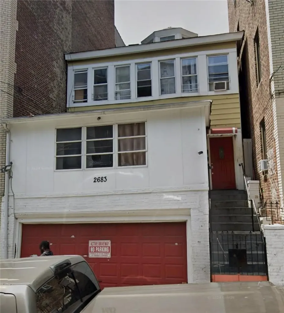 2683 Creston Avenue Bronx NY 10468