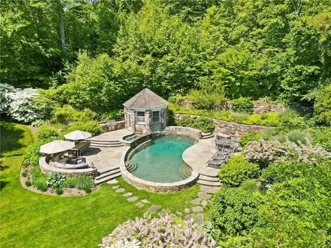 78 South Bedford Road Pound Ridge NY 10576