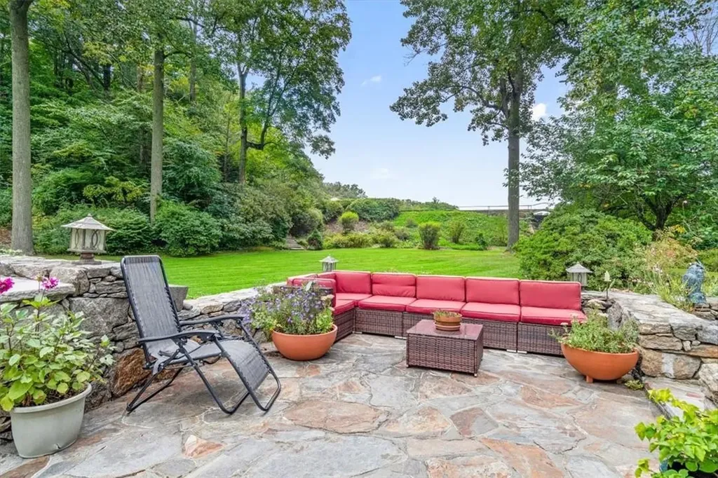 56 Twin Ridges Road Ossining NY 10562