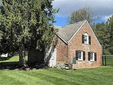 33 Osborne Glen Poughquag NY 12570