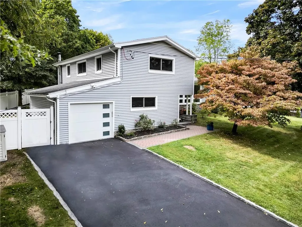 30 Lark Avenue White Plains NY 10607