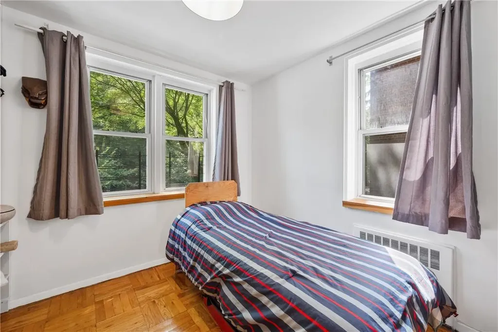6601 Broadway Bronx NY 10471