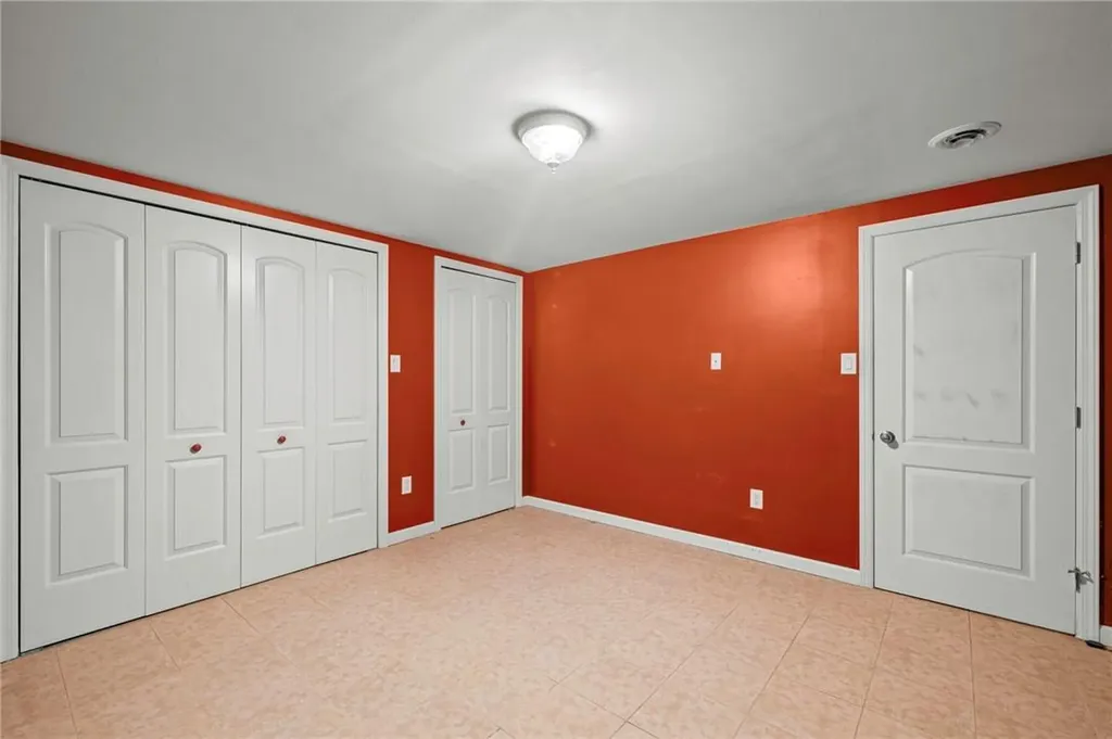 132 Morningside Drive Westbury NY 11590
