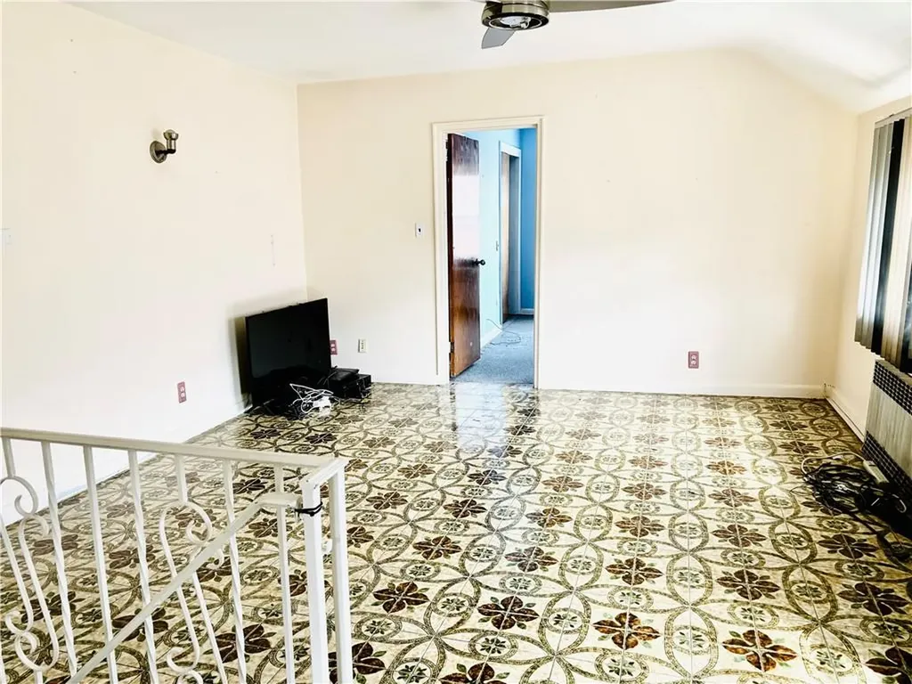 1981 Pilgrim Avenue Bronx NY 10461