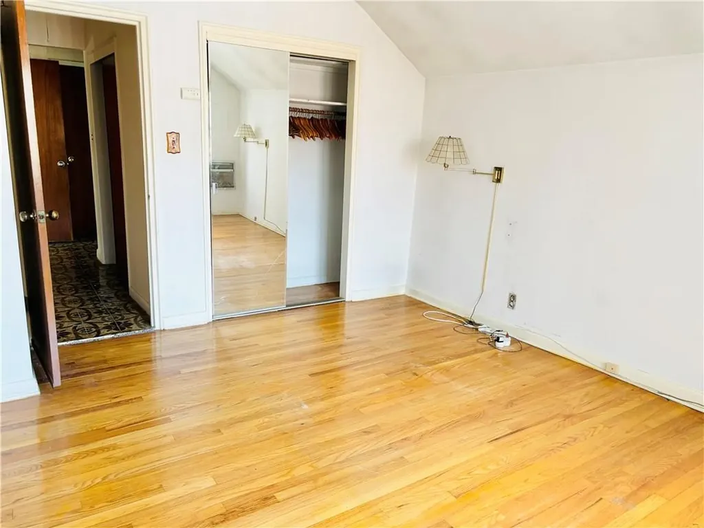 1981 Pilgrim Avenue Bronx NY 10461