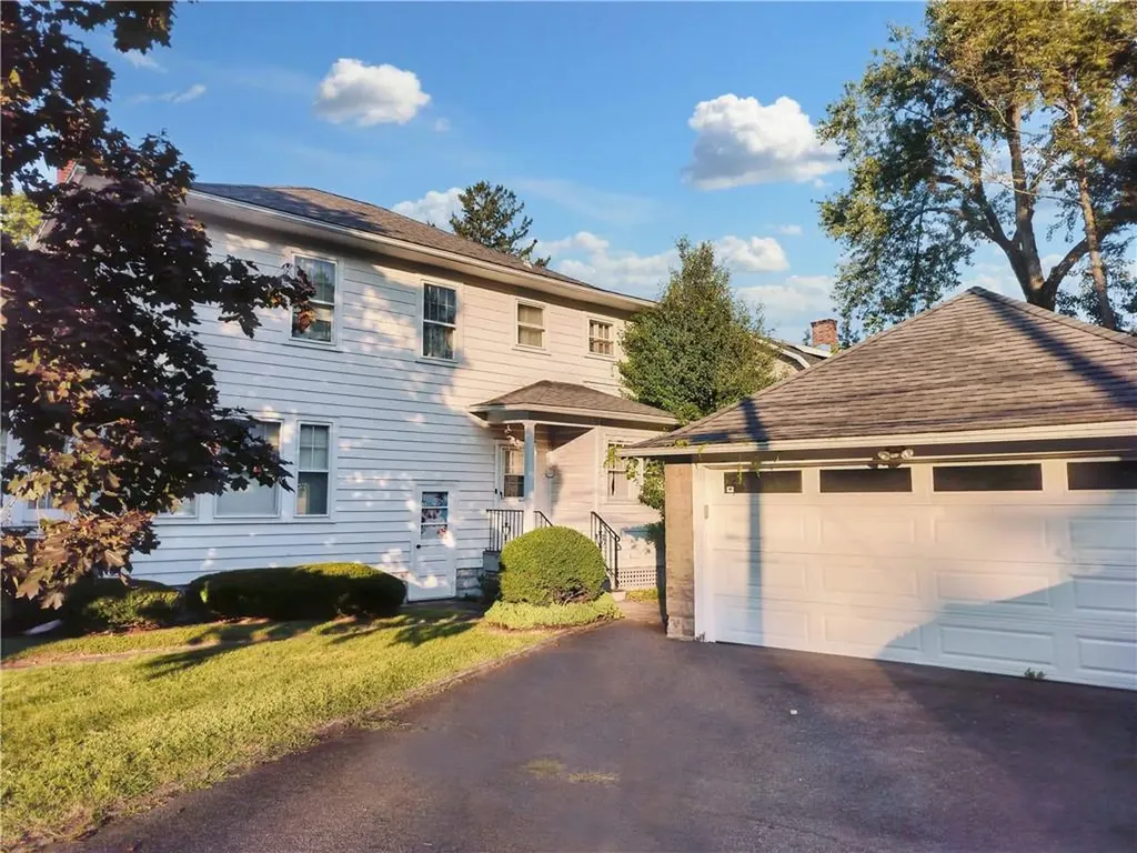 219 Washington Avenue Kingston NY 12401
