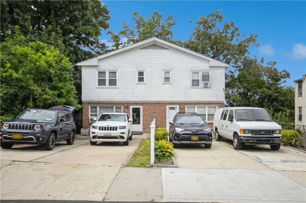 37 Hancock Avenue Yonkers NY 10705