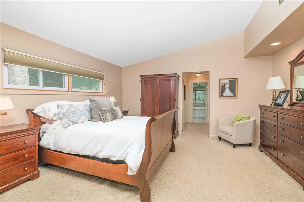 15 Victory Road Suffern NY 10901