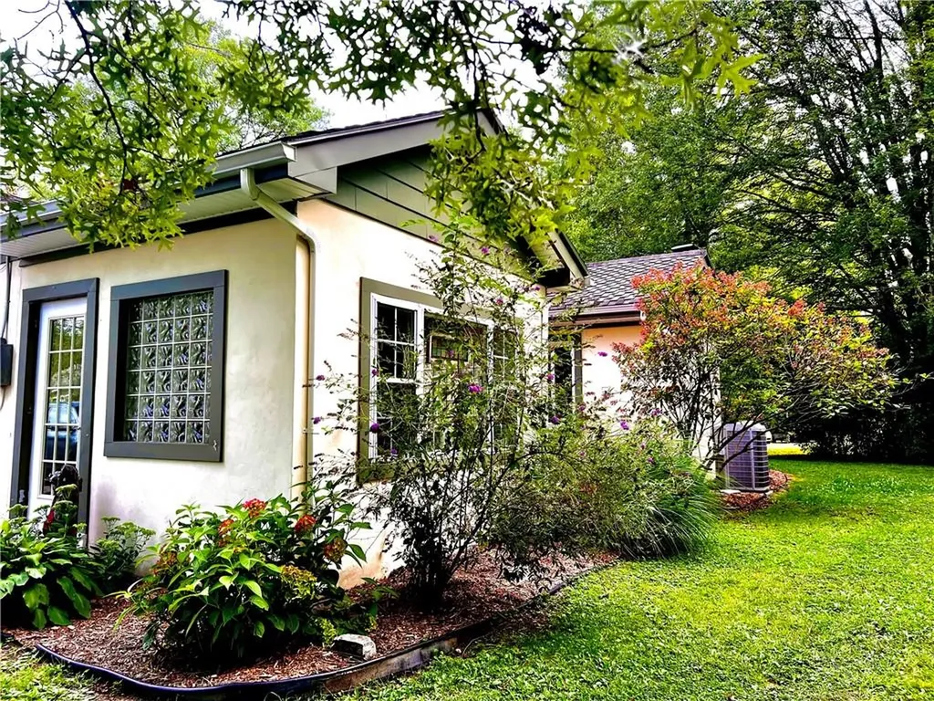 14 Dolfinger Place Fishkill NY 12524