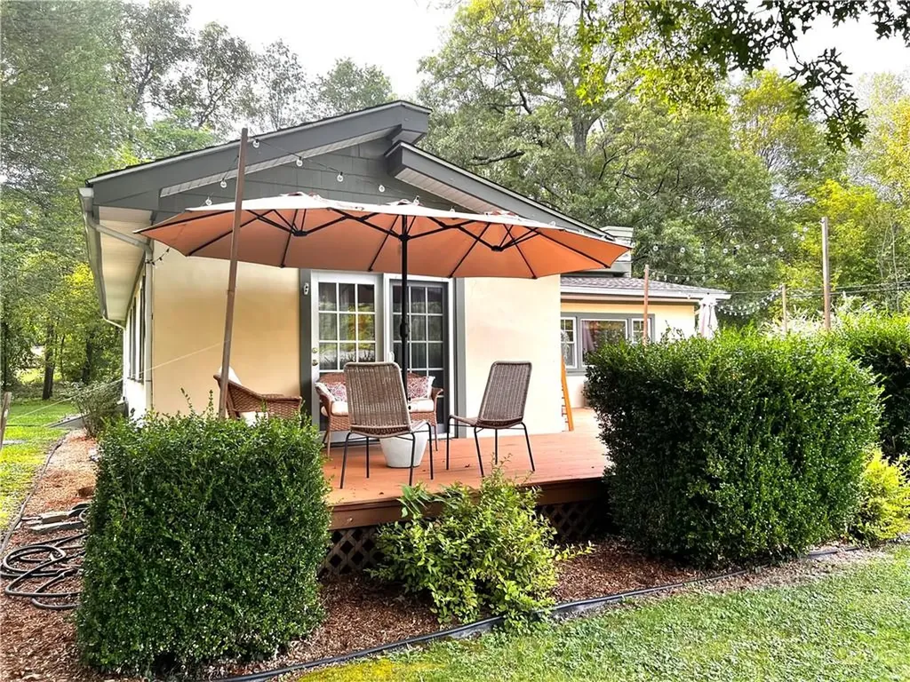 14 Dolfinger Place Fishkill NY 12524