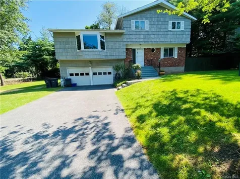 2 Roland Drive White Plains NY 10605