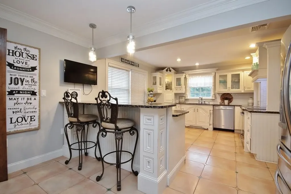 168 S Centerville Road Middletown NY 10940